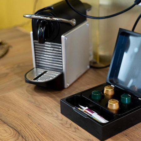 Capsule Premium Balneo & Home Cinema فالنسيان المظهر الخارجي الصورة